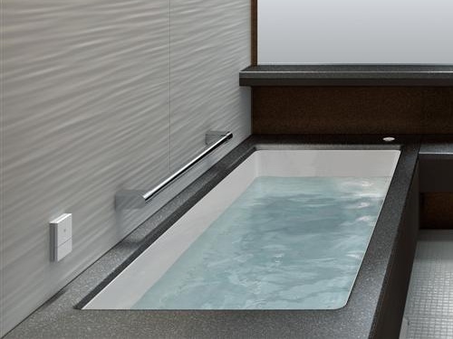 旧シンラ_デッキ付き浴槽